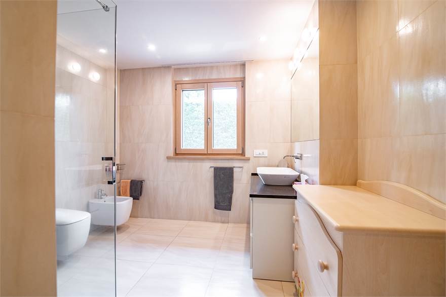 1 bagno piano terra