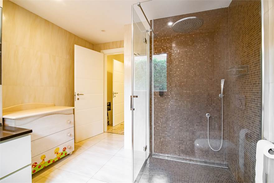 1 bagno piano terra