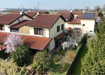 Villa su due livelli