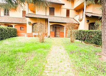 Villa a schiera in centro paese